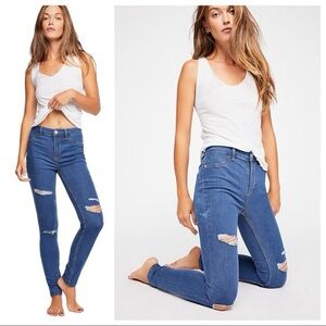Free People high rise vintage blue jegging size 28